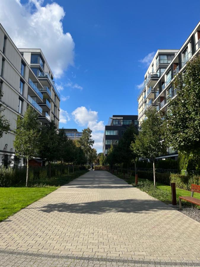 Near Airport Cybernetyki Inn Warschau Buitenkant foto